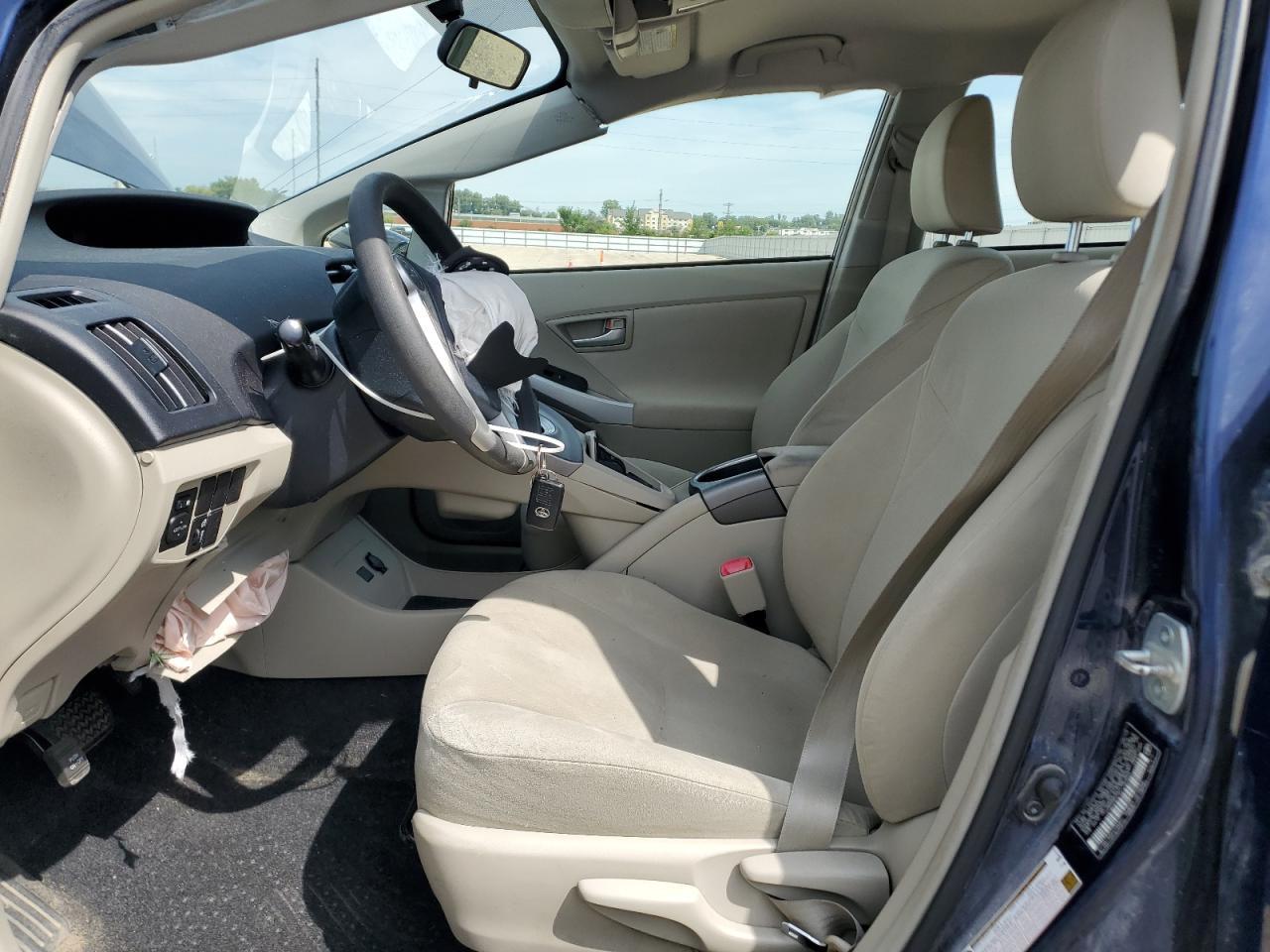 2013 TOYOTA PRIUS