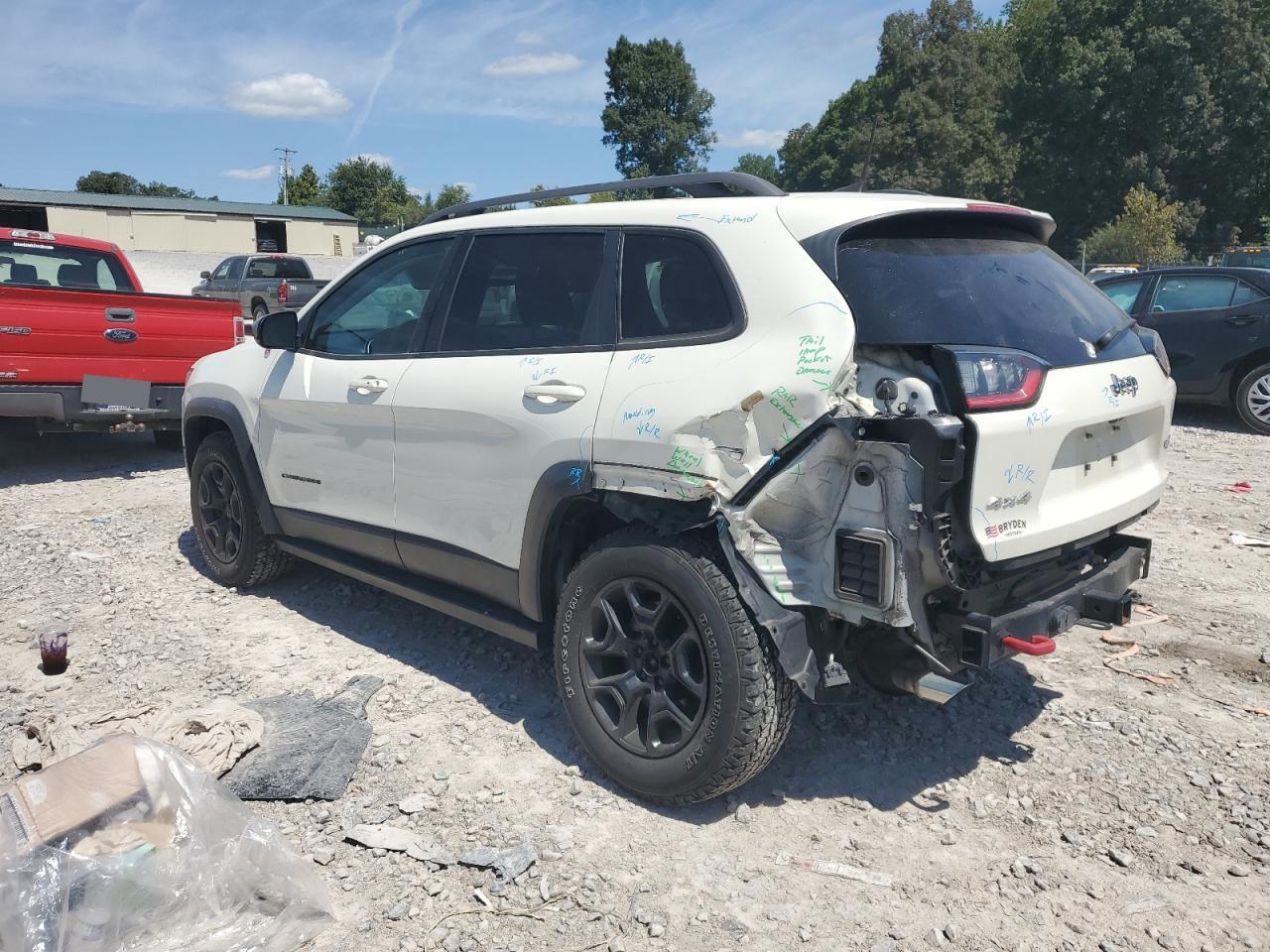 2019 JEEP CHEROKEE