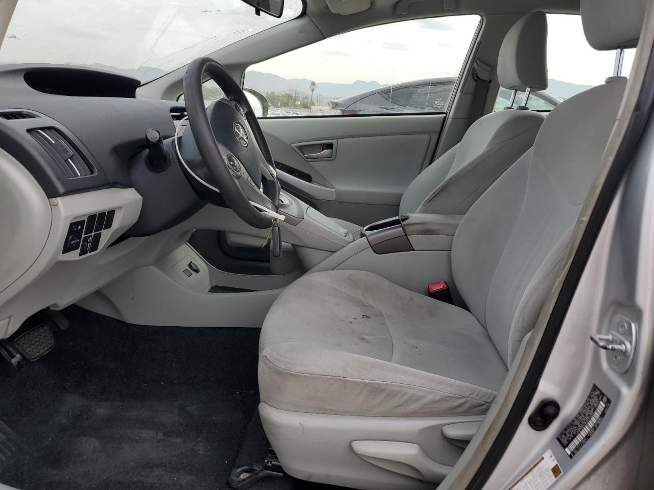 2012 TOYOTA PRIUS