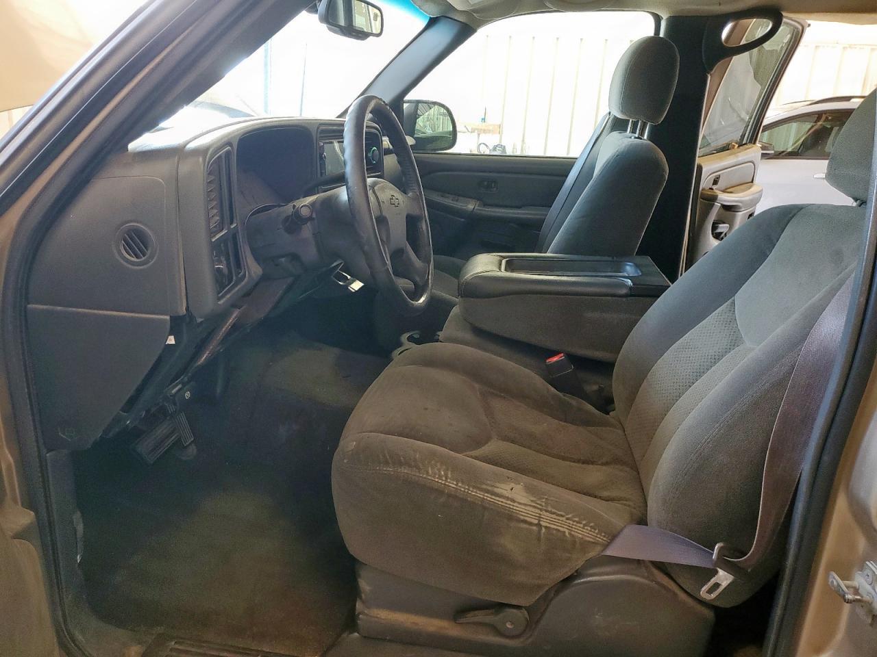 2004 CHEVROLET Silverado