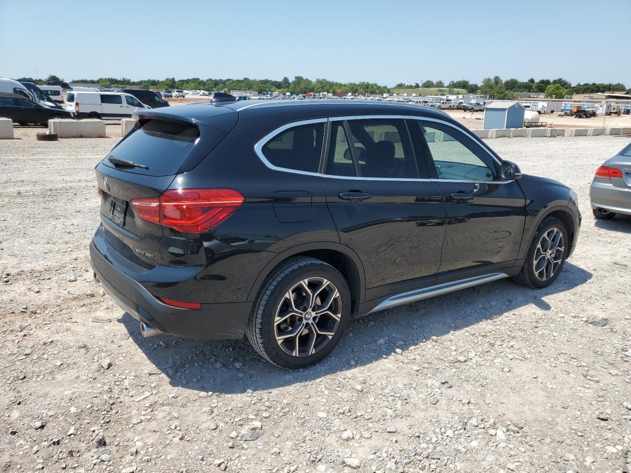 2022 BMW X1