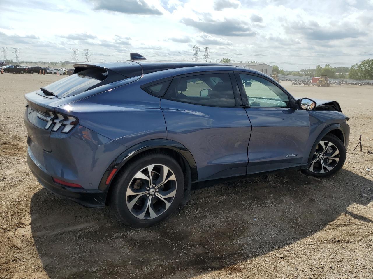 2021 FORD Mustang Mach-E