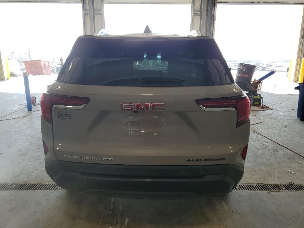 2025 GMC Terrain