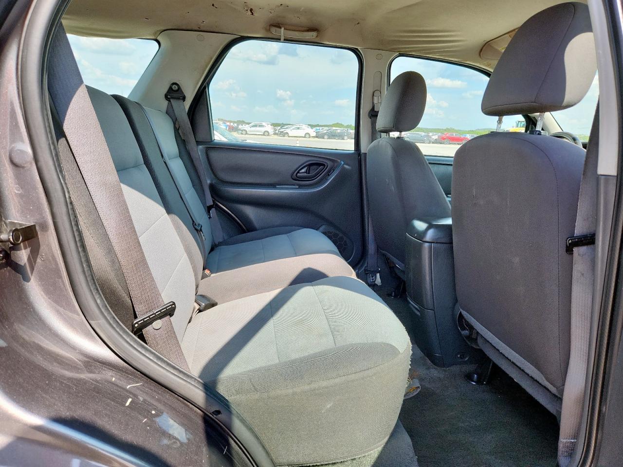 2006 FORD ESCAPE