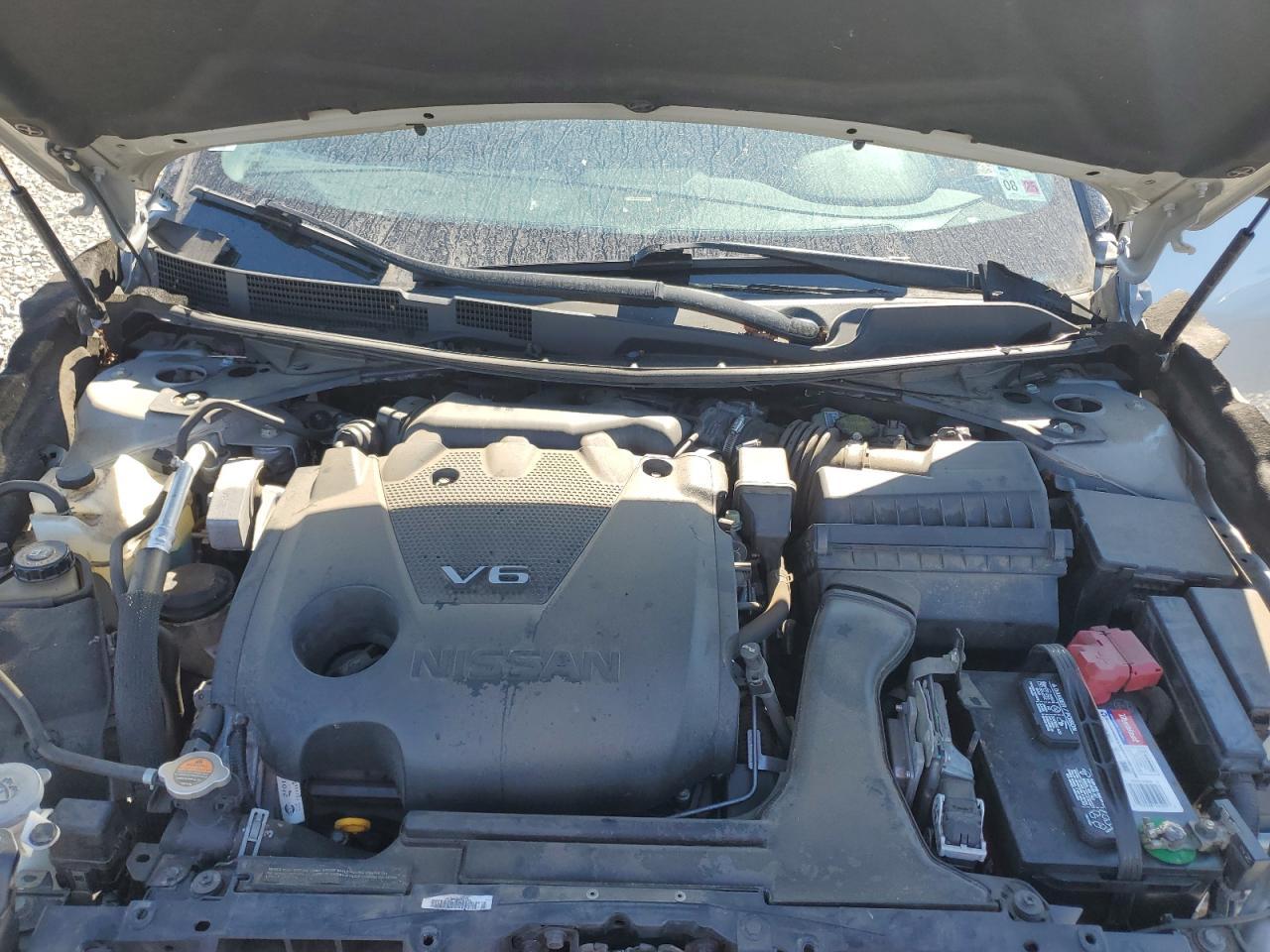 2016 NISSAN Maxima