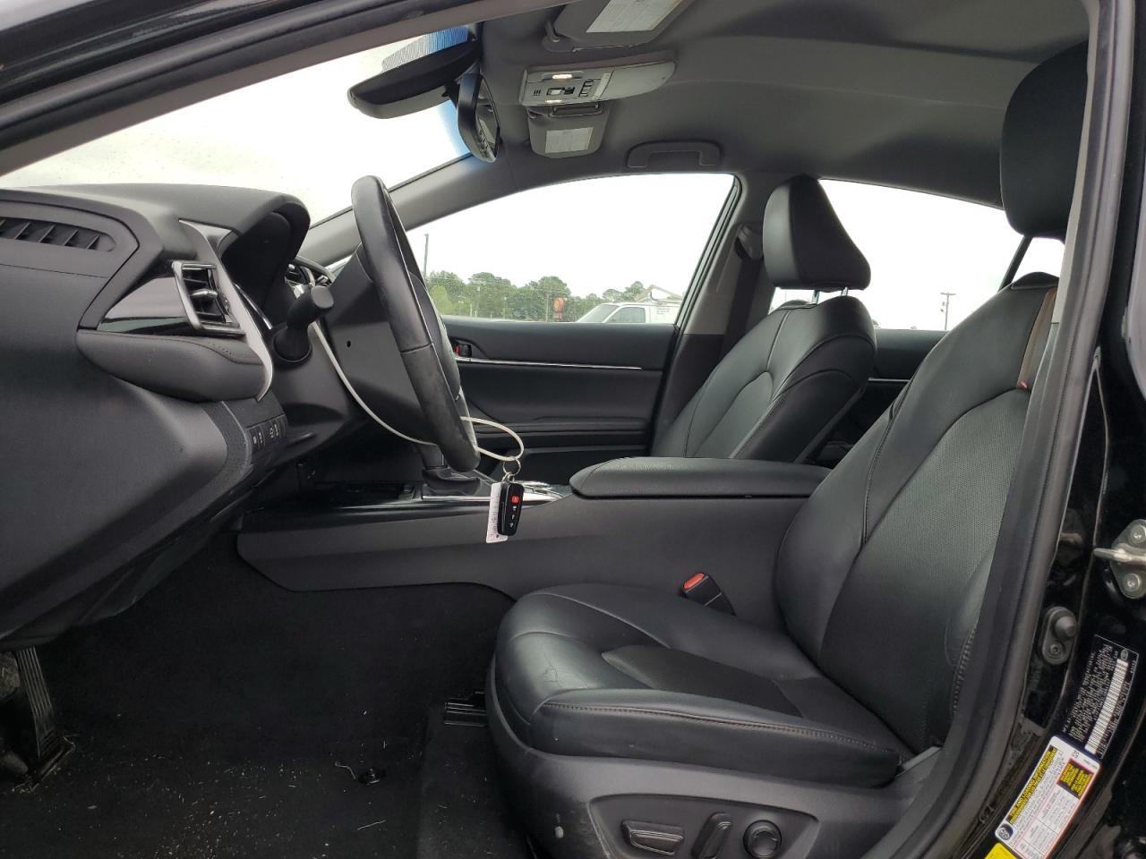 2020 TOYOTA CAMRY