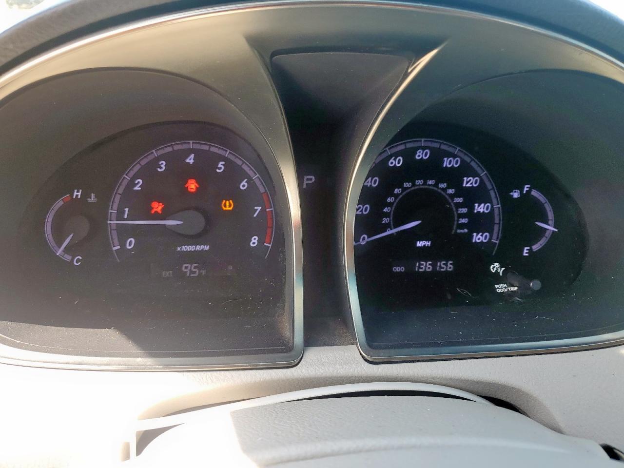 2011 TOYOTA Avalon