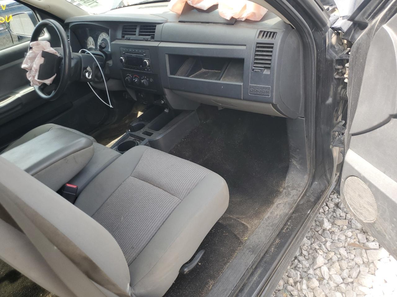 2009 DODGE Dakota