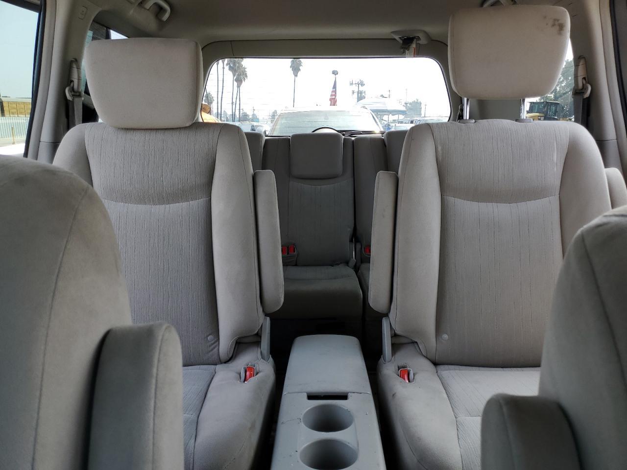 2015 NISSAN Quest