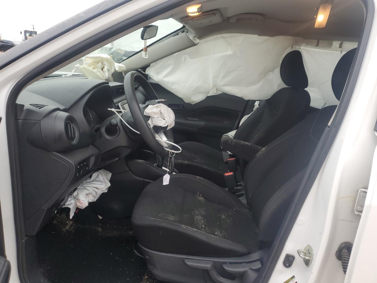 2021 NISSAN KICKS