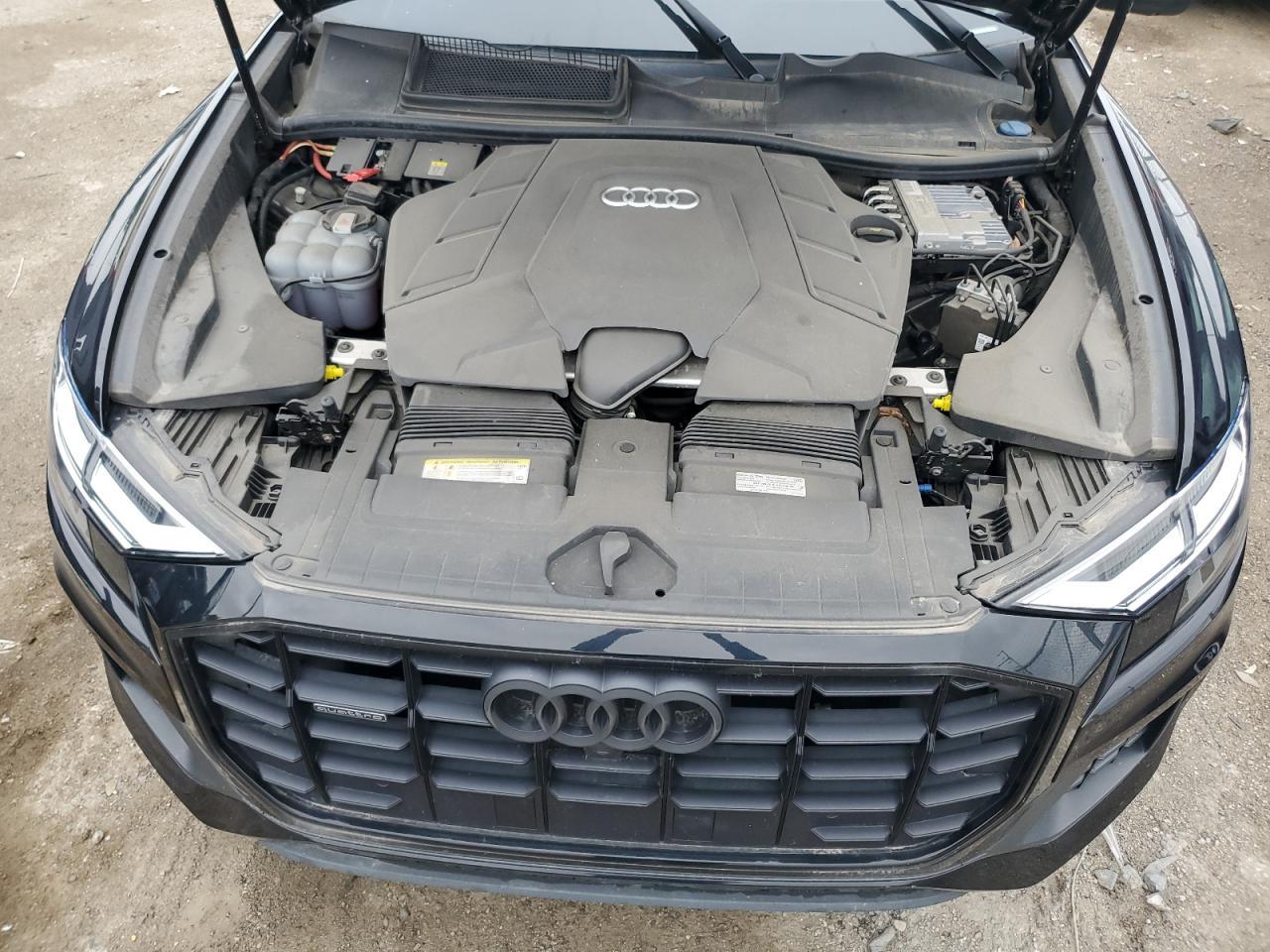2021 AUDI Q8