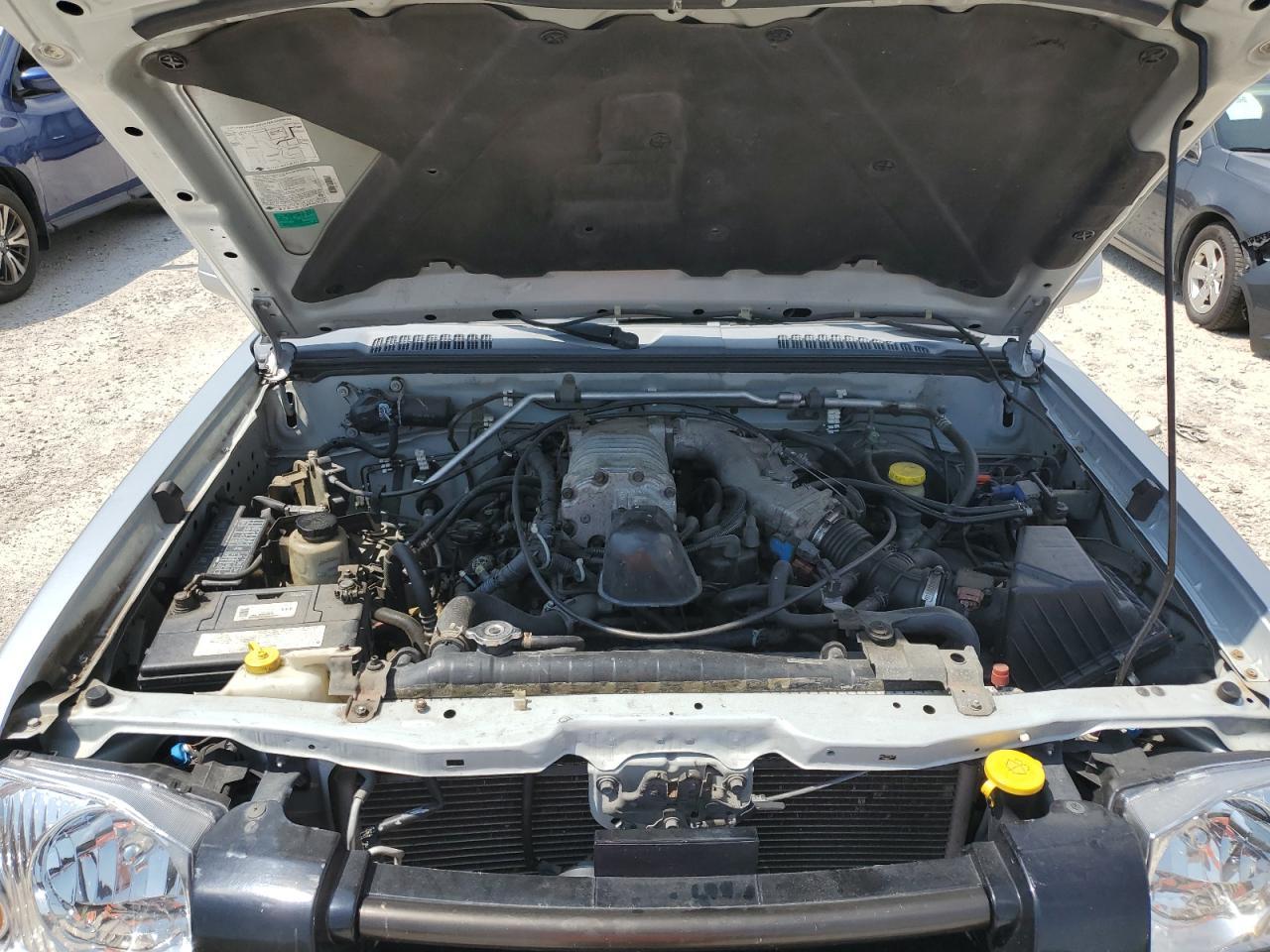 2002 NISSAN Frontier
