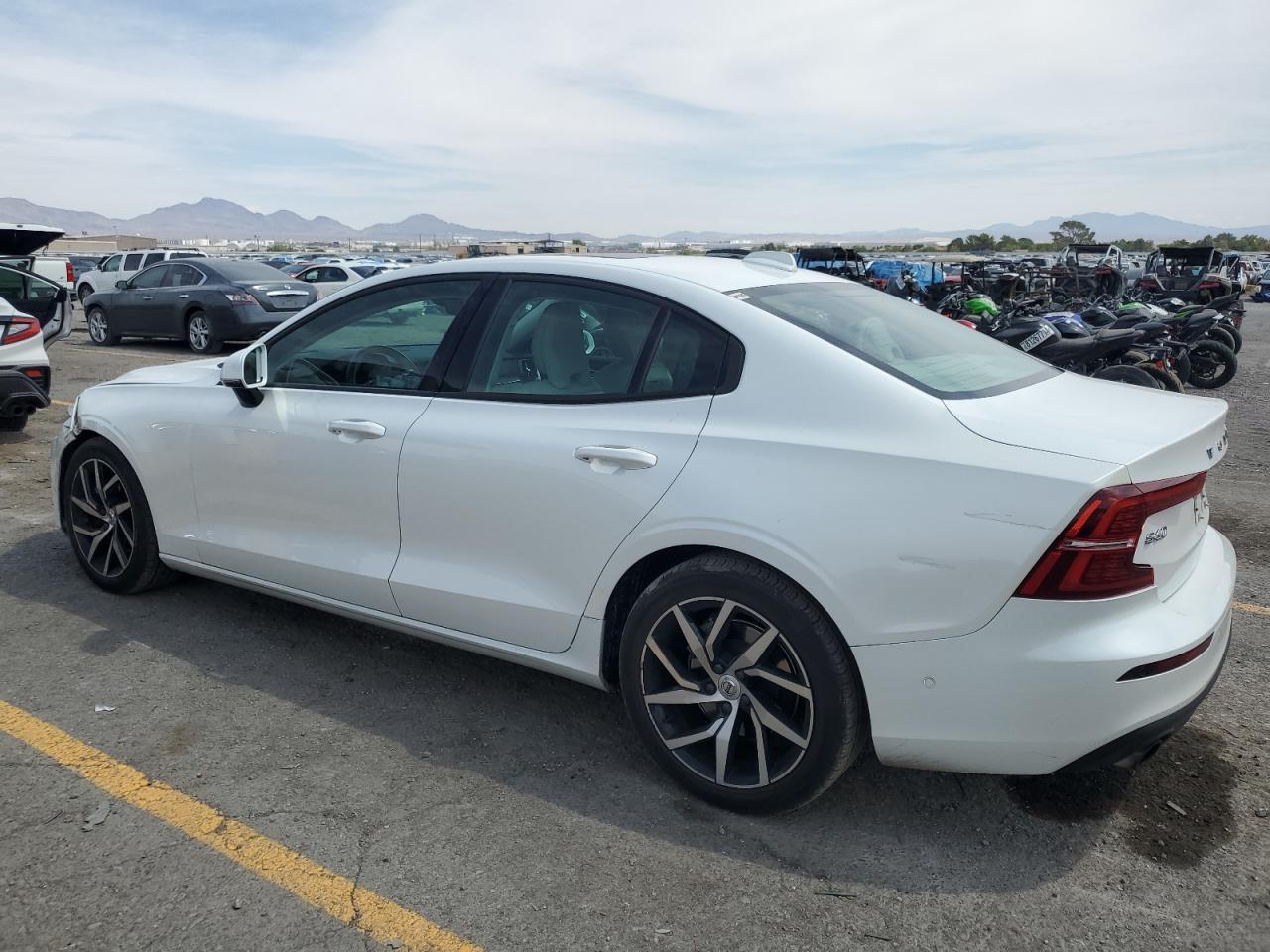 2020 VOLVO S60