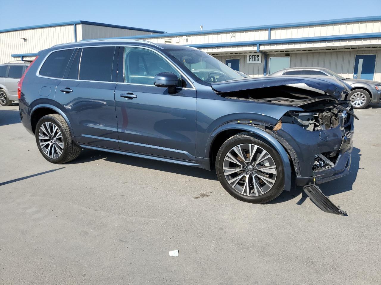 2021 VOLVO XC90