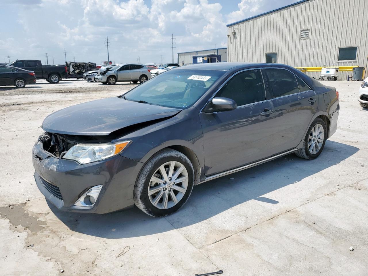 2013 TOYOTA CAMRY