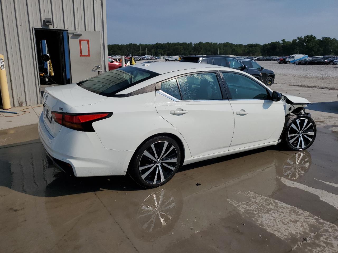 2022 NISSAN ALTIMA