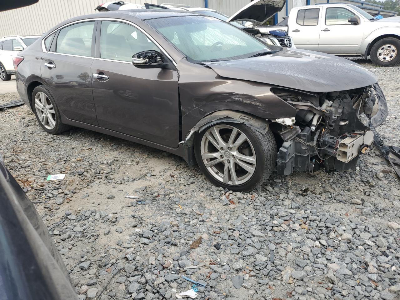 2013 NISSAN ALTIMA