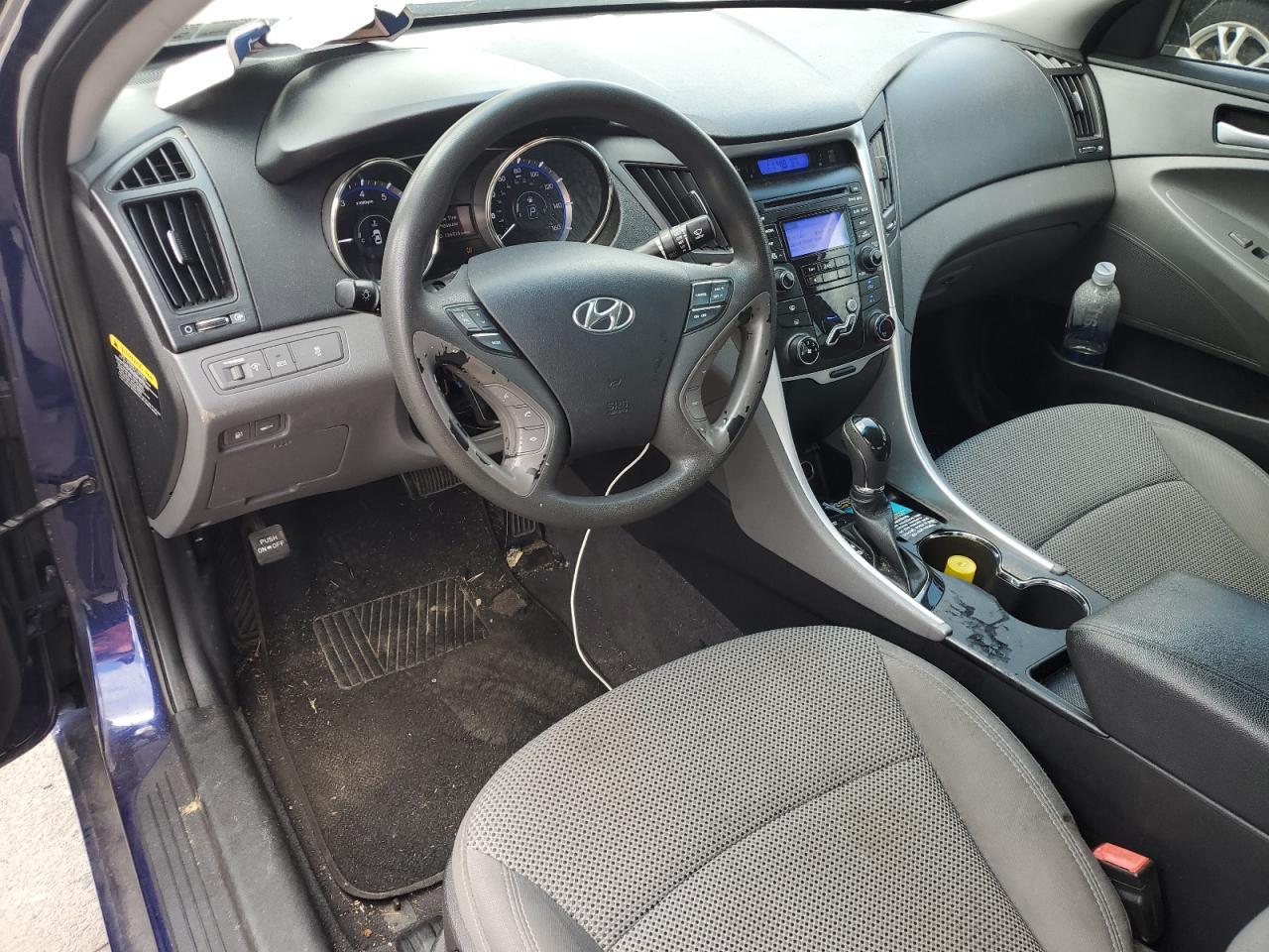 2012 HYUNDAI SONATA