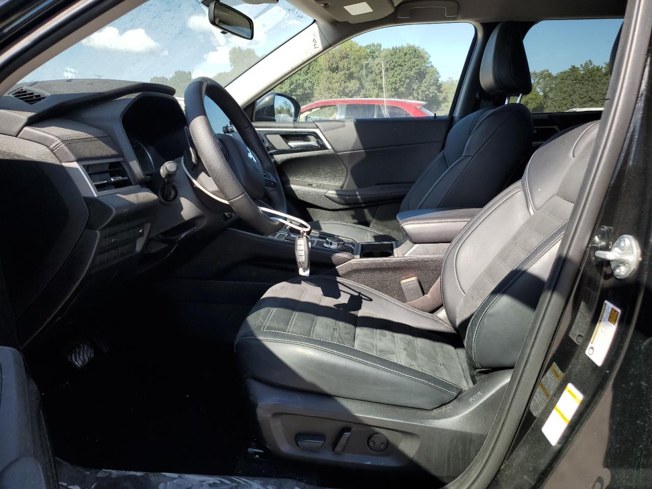 2024 MITSUBISHI outlander