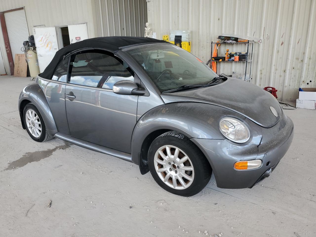 2004 VOLKSWAGEN Beetle