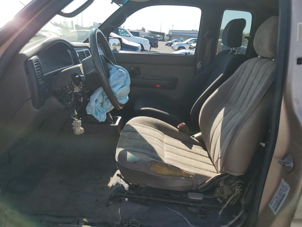 2000 TOYOTA TACOMA