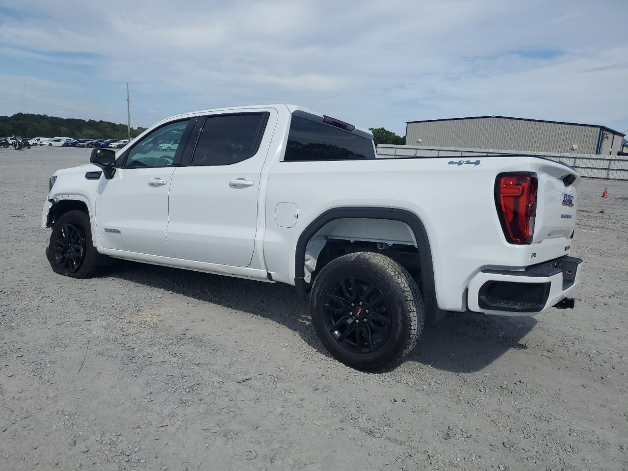 2024 GMC Sierra