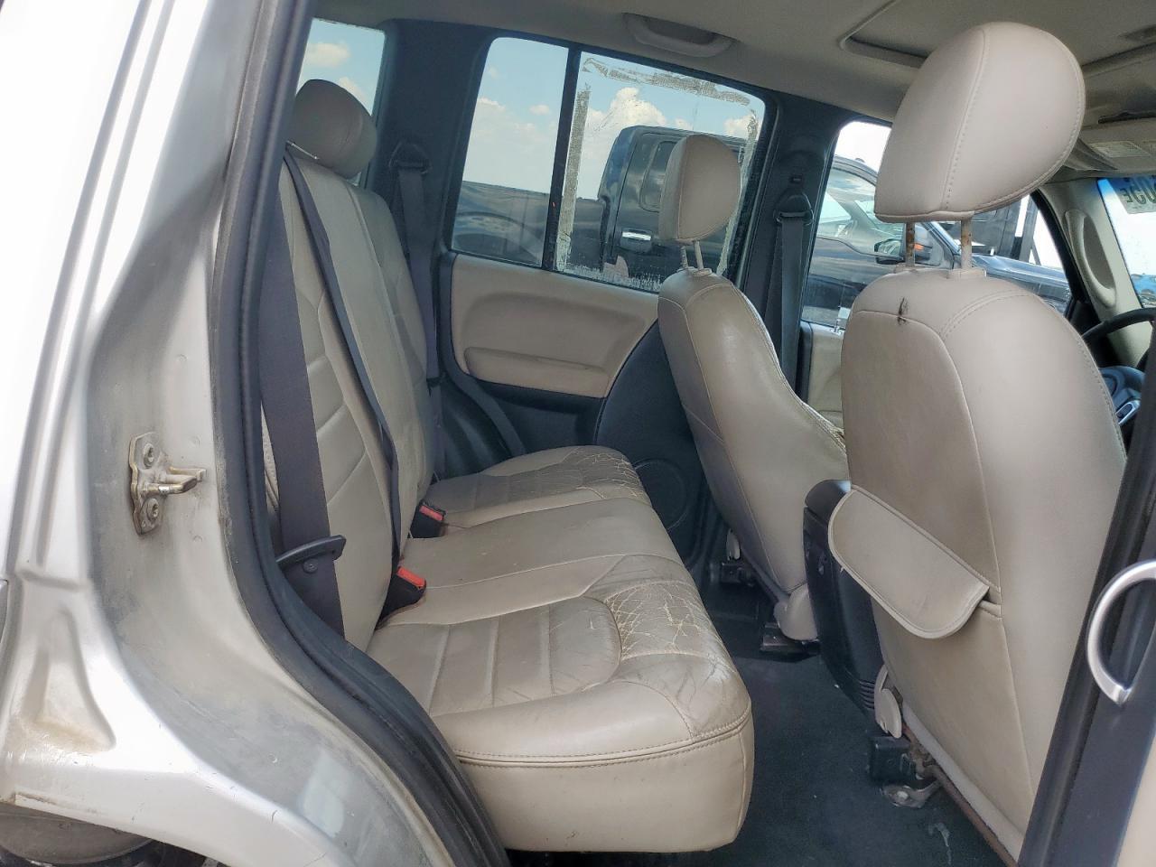 2003 JEEP Liberty