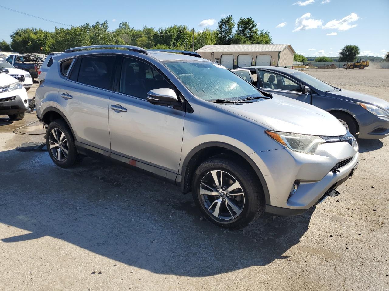 2016 TOYOTA RAV4