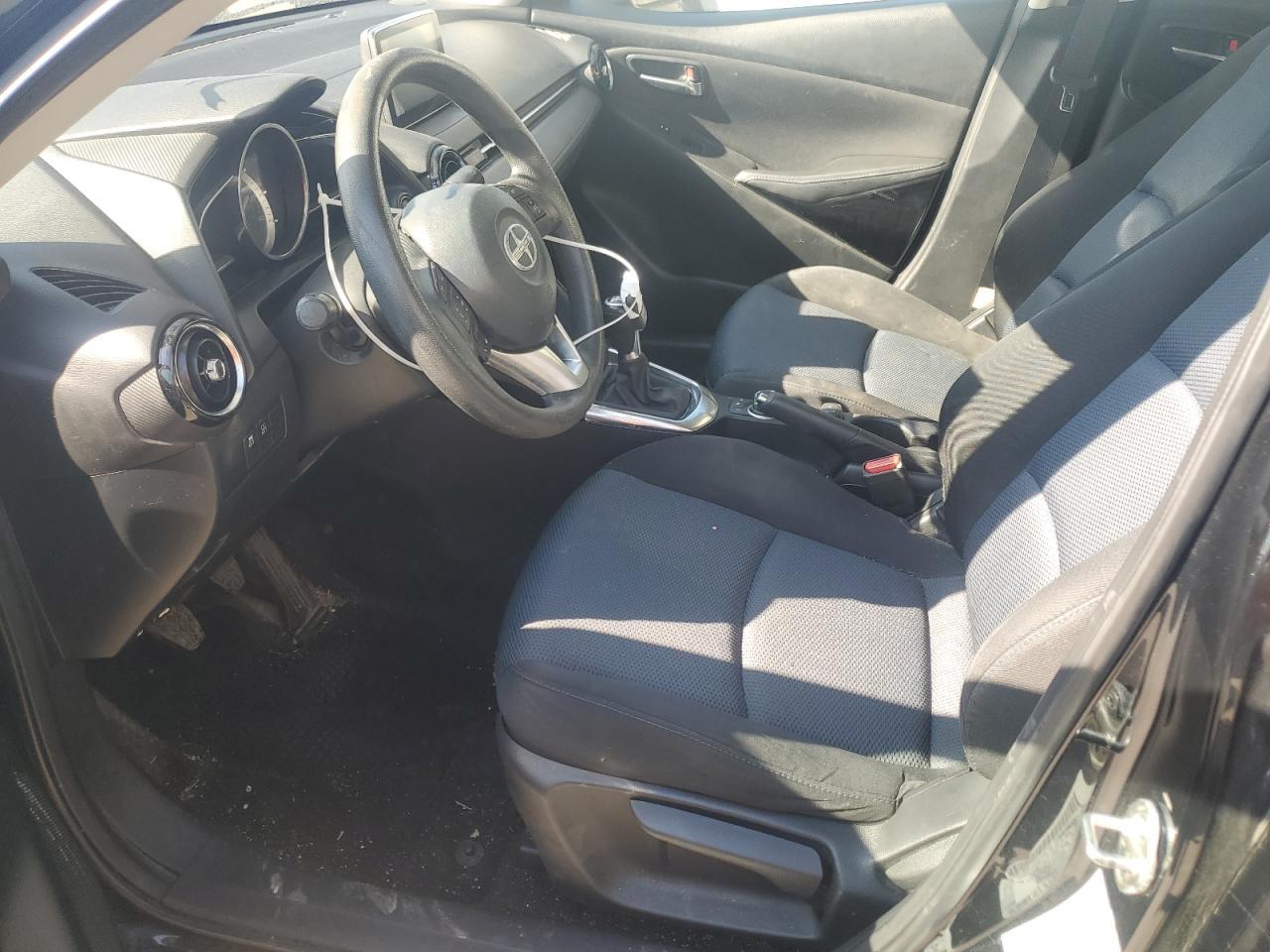2016 TOYOTA SCION