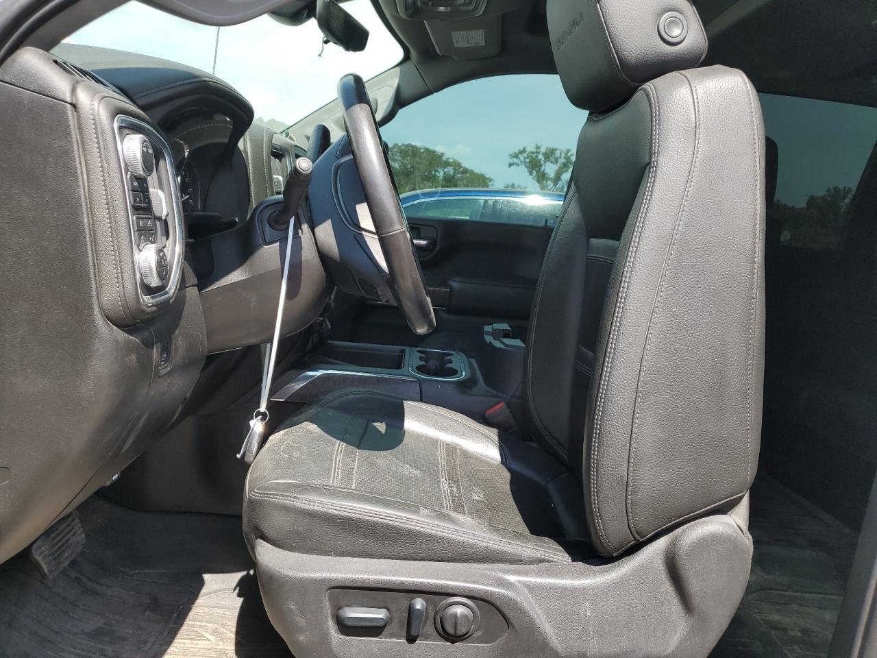 2023 GMC Sierra