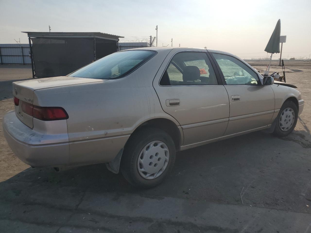 1998 TOYOTA CAMRY