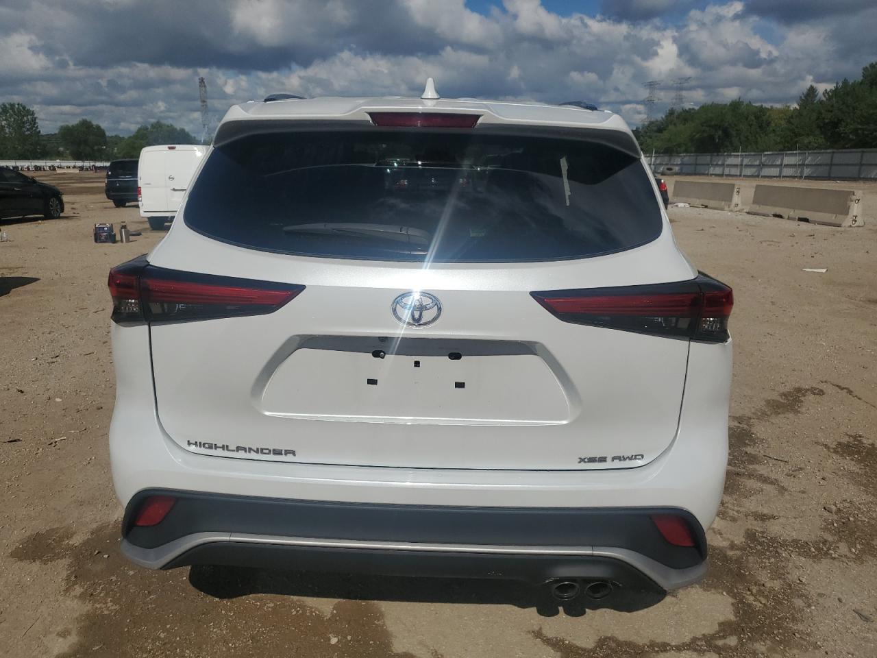 2022 TOYOTA HIGHLANDER