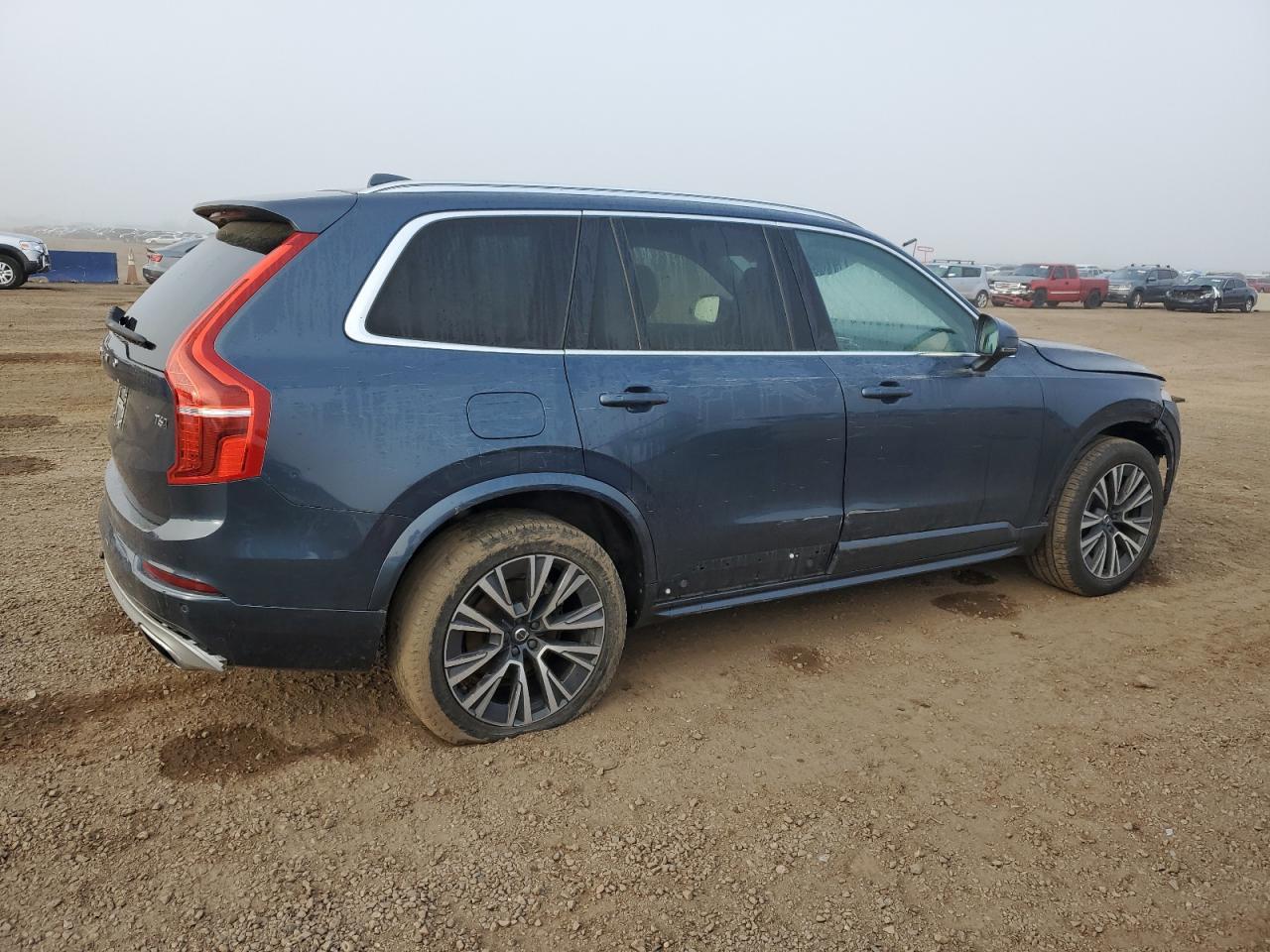 2021 VOLVO XC90