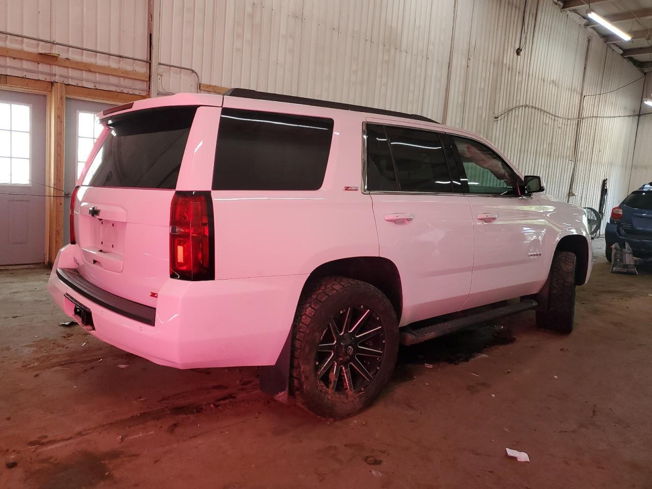 2017 CHEVROLET Tahoe