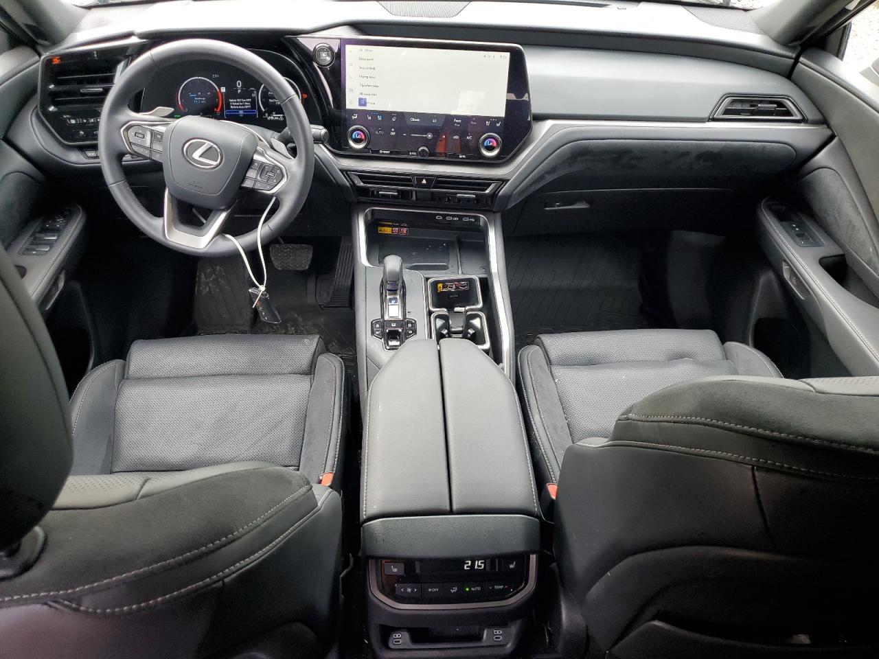 2024 LEXUS Tx