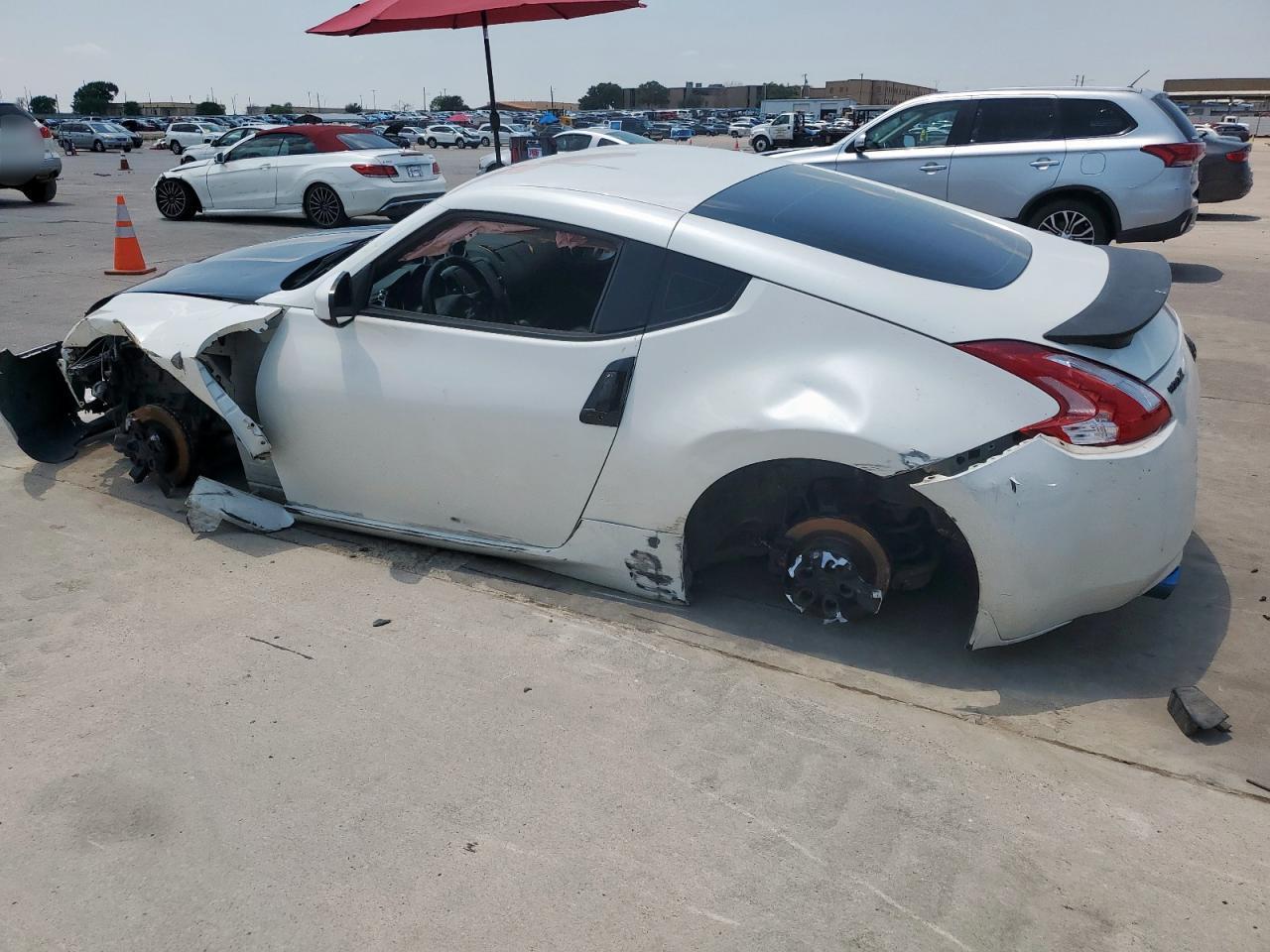 2009 NISSAN 370Z