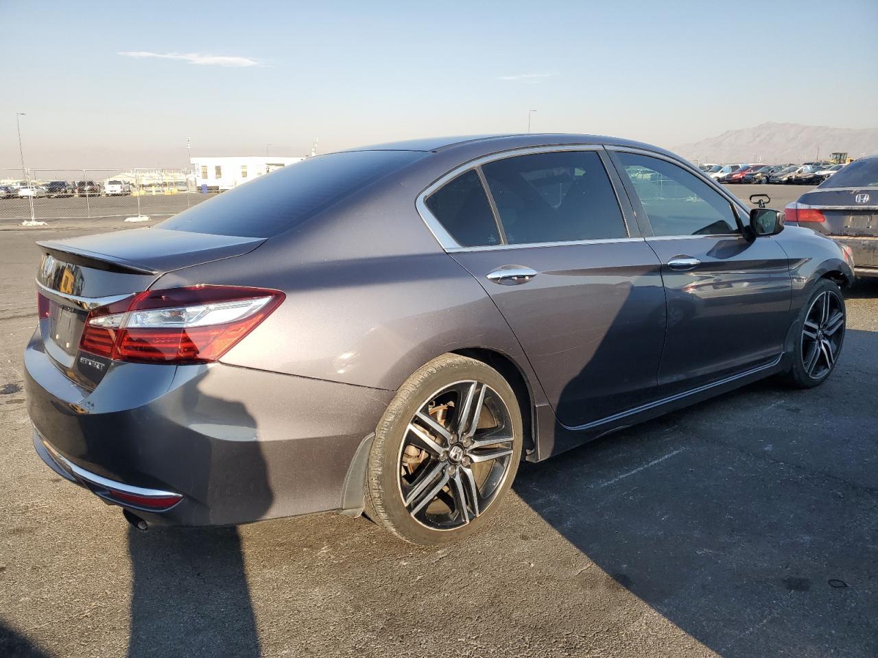 2017 HONDA ACCORD
