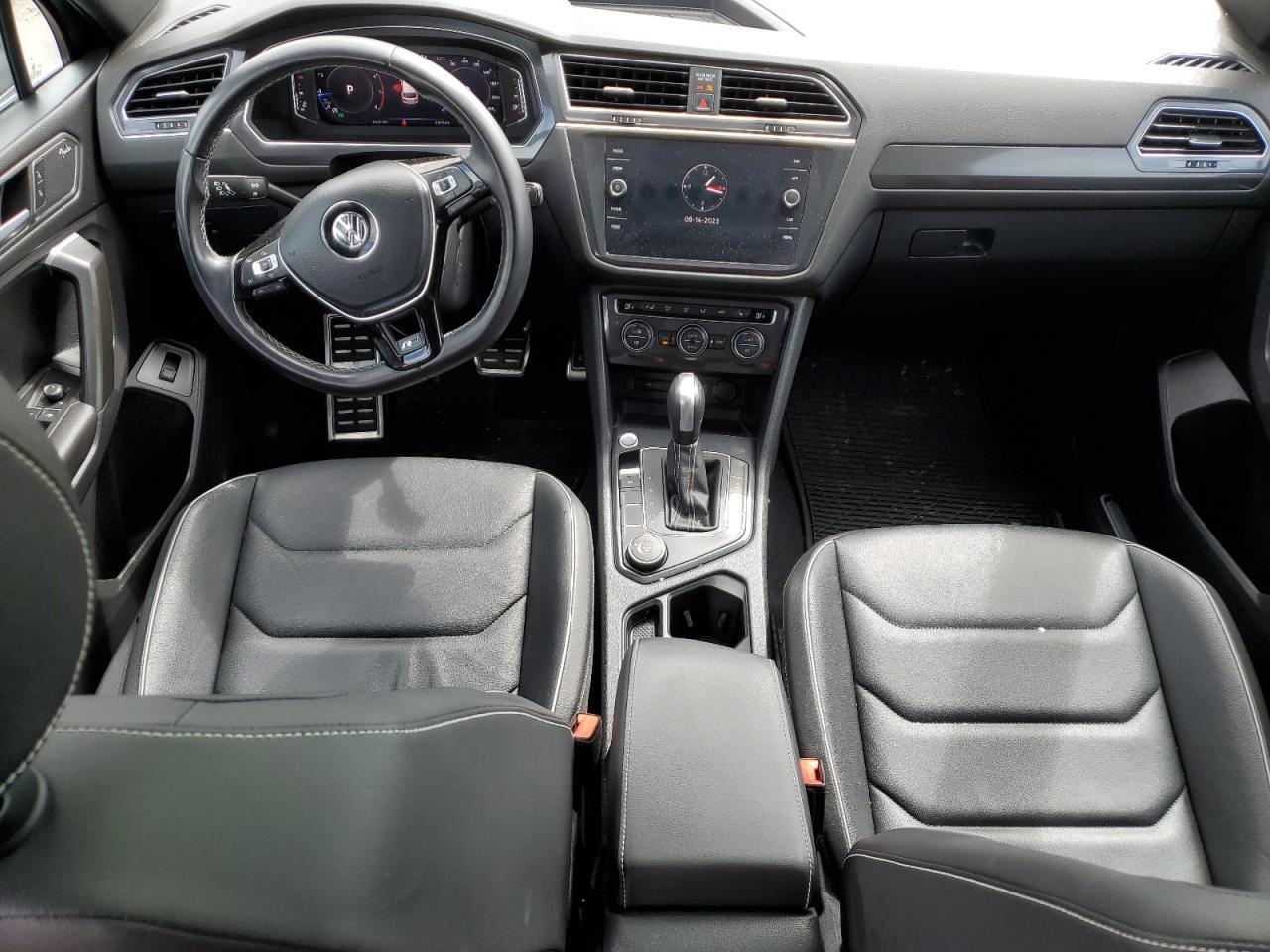 2021 VOLKSWAGEN TIGUAN