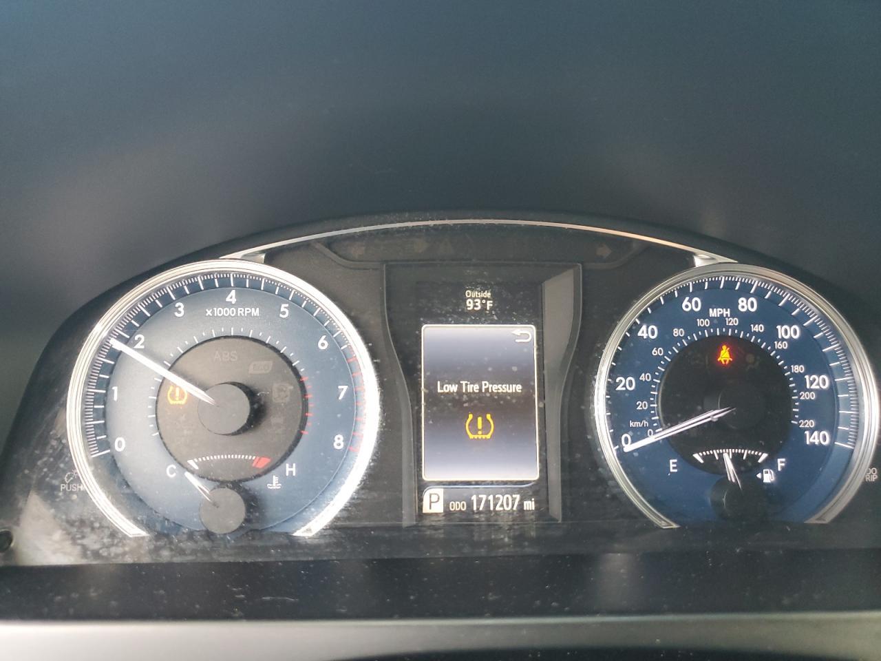 2016 TOYOTA CAMRY