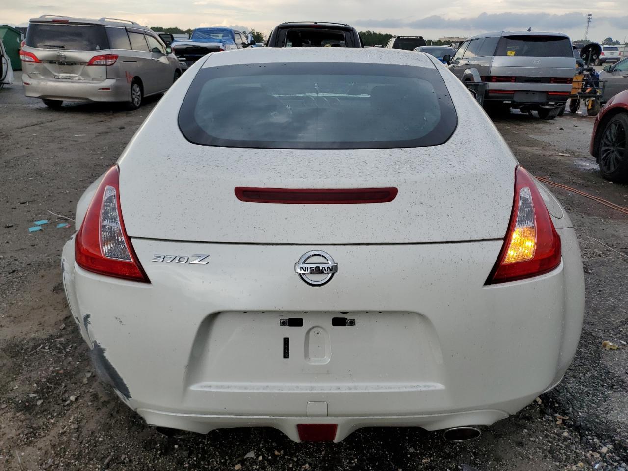 2017 NISSAN 370Z