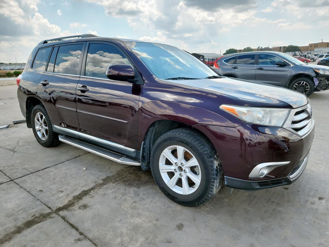 2013 TOYOTA HIGHLANDER