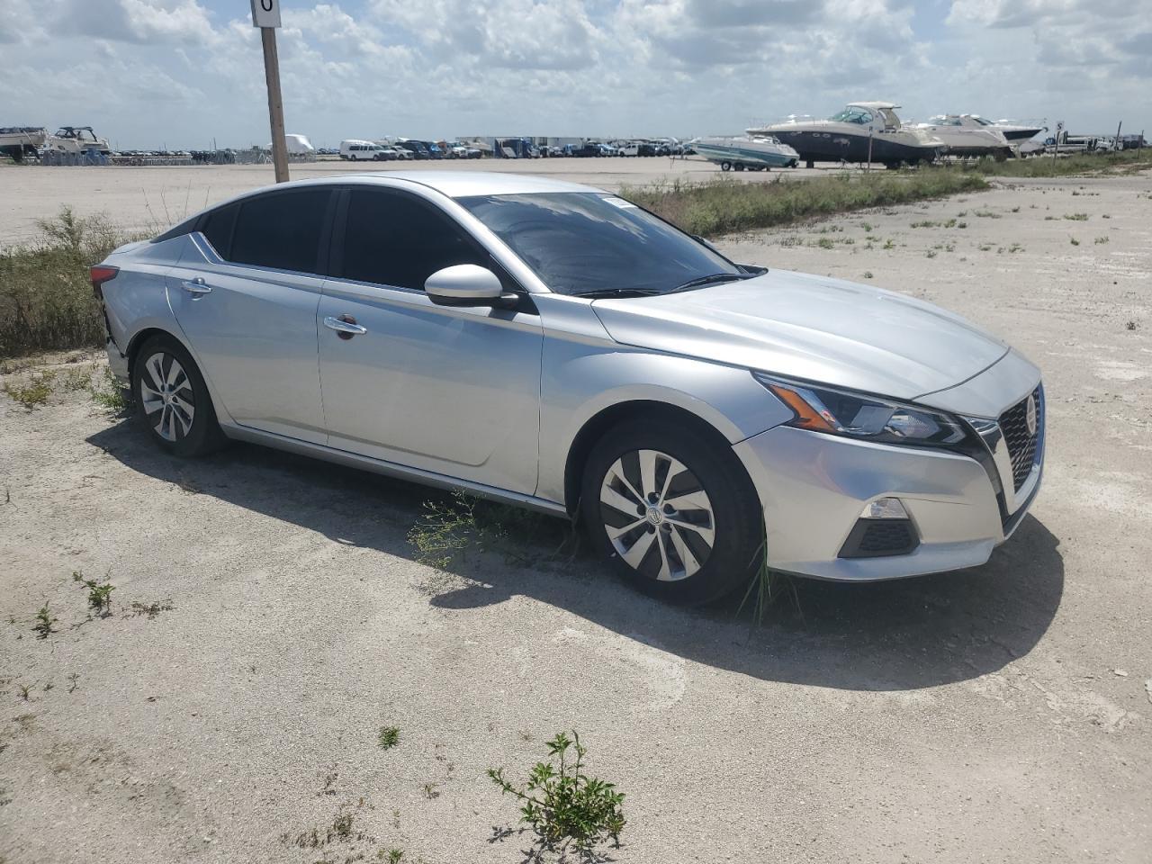 2020 NISSAN ALTIMA