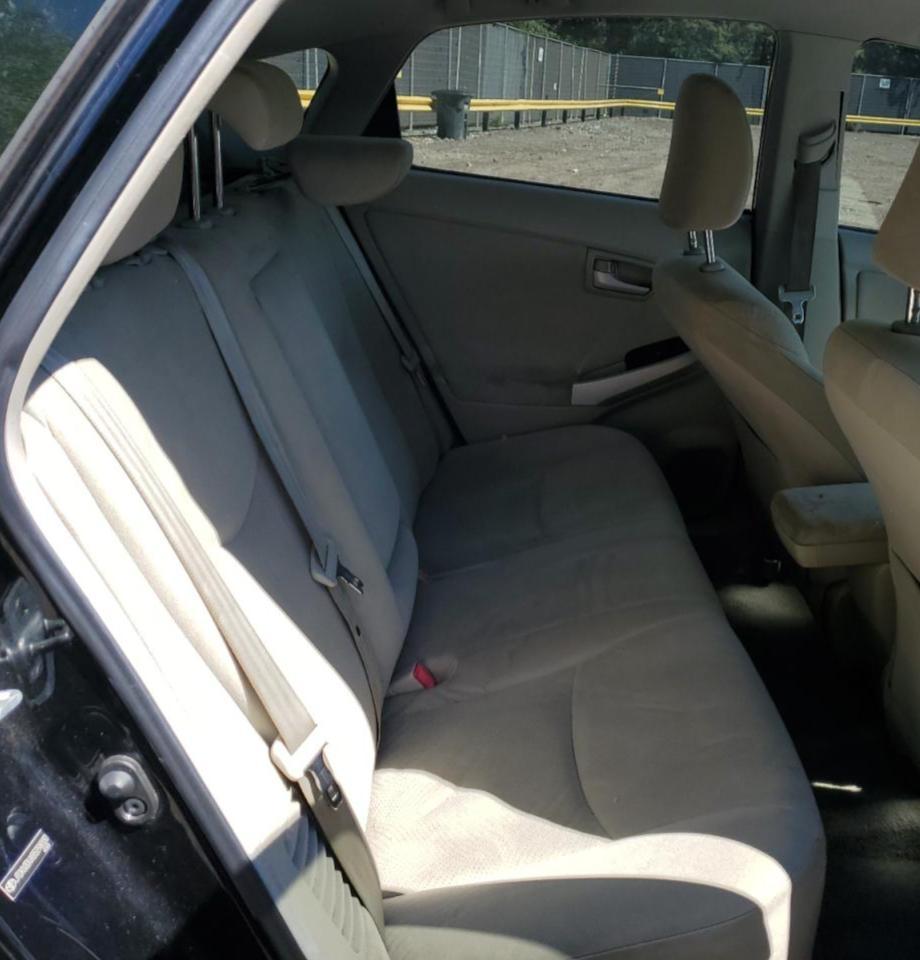 2011 TOYOTA PRIUS