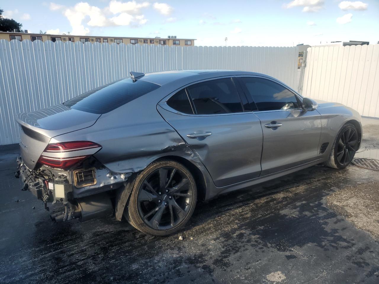 2022 GENESIS G70