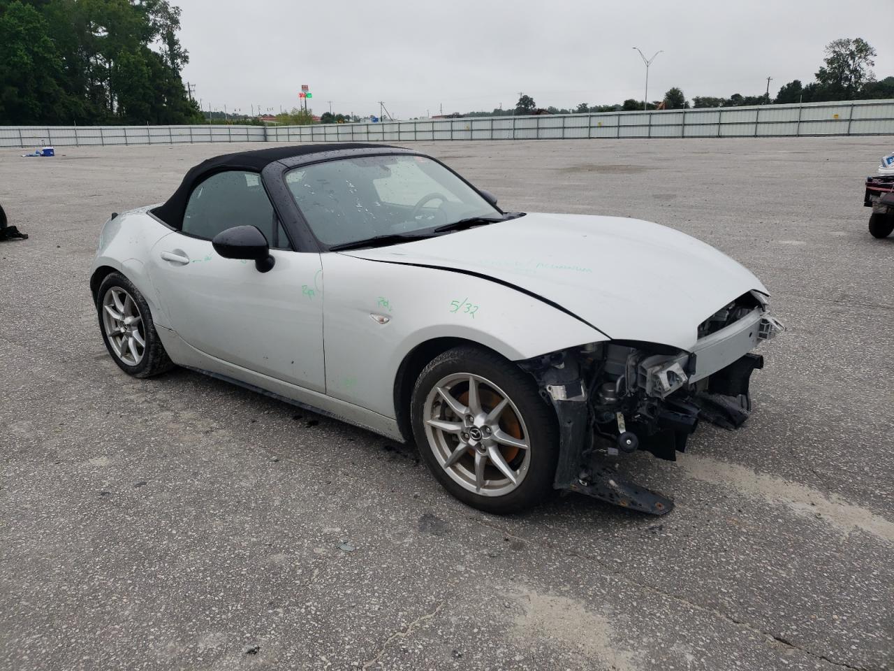 2017 MAZDA MX-5 Miata