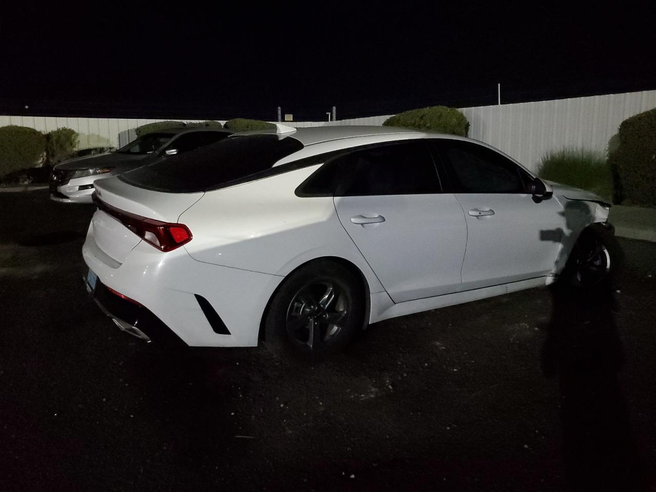 2022 KIA K5