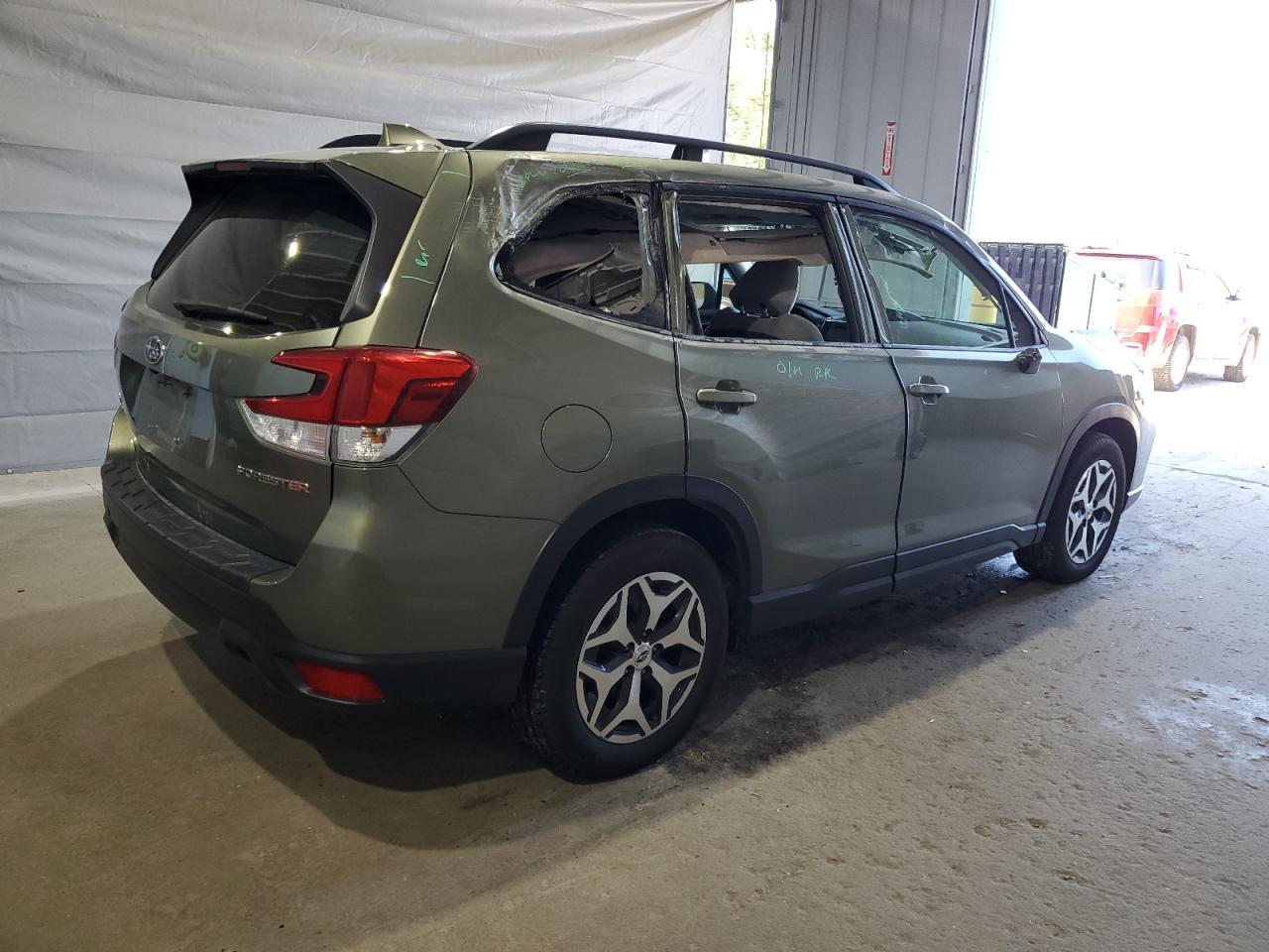 2020 SUBARU FORESTER
