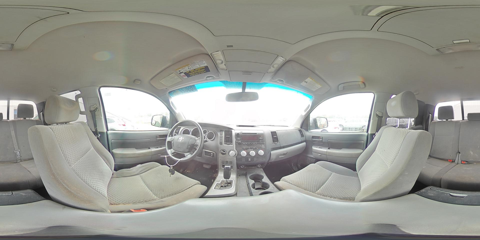 2012 TOYOTA TUNDRA