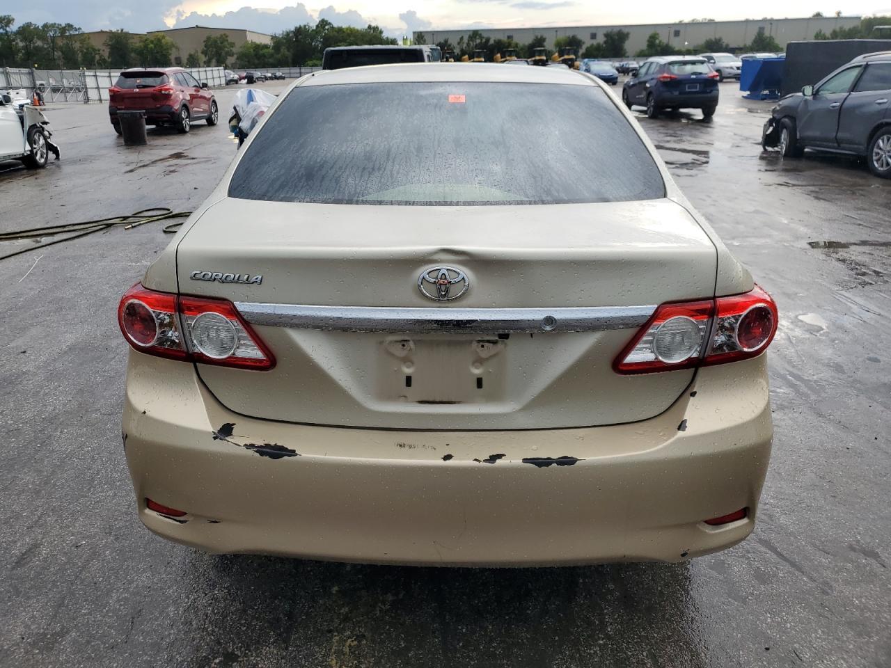 2013 TOYOTA COROLLA