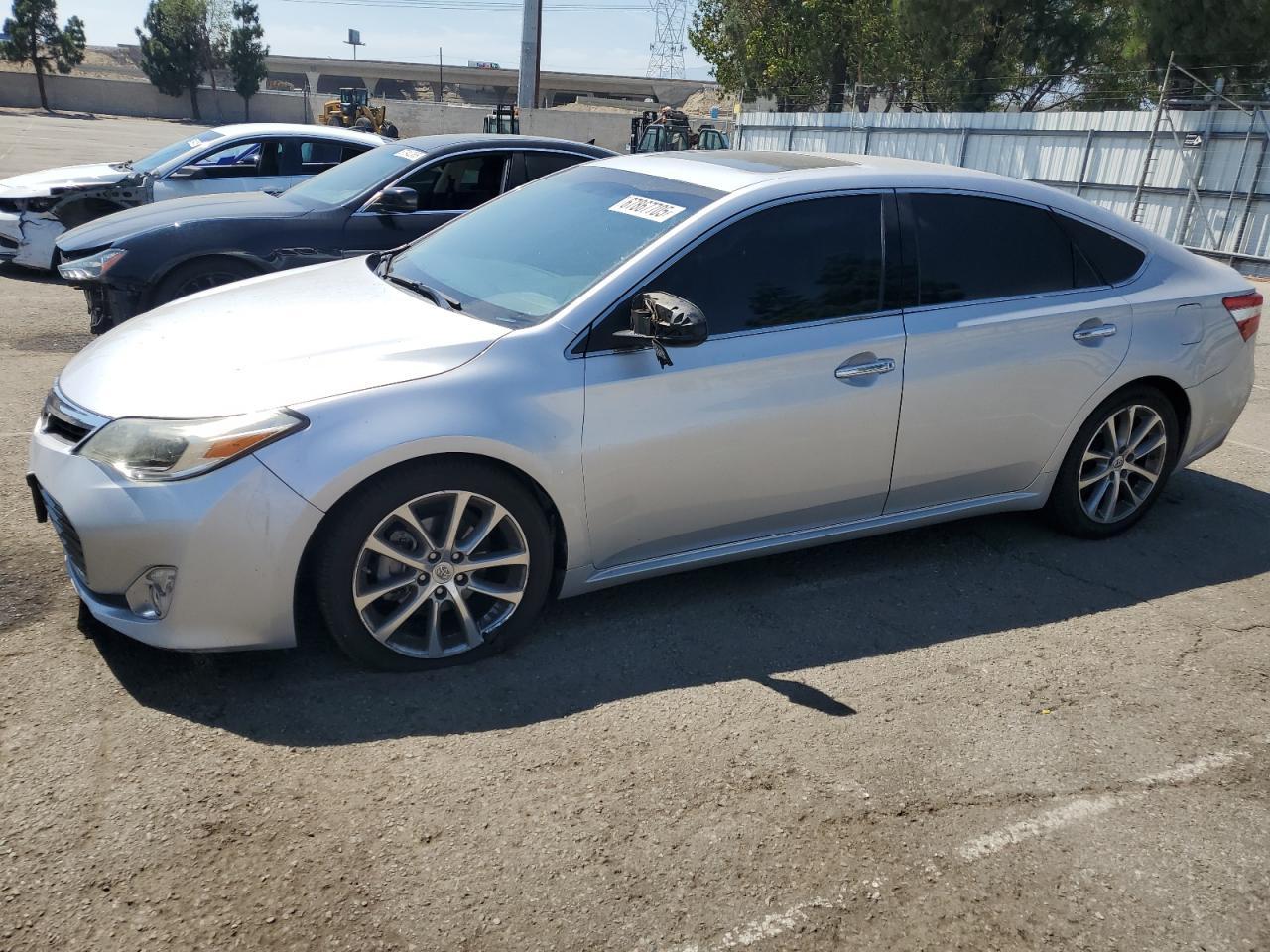 2014 TOYOTA Avalon